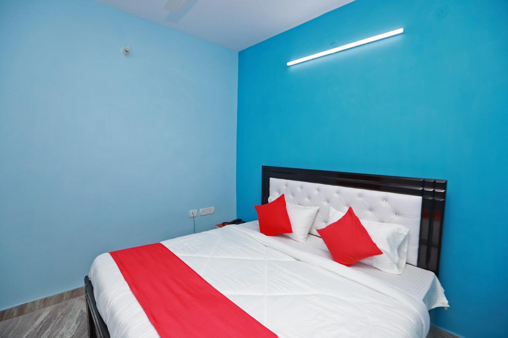 Hotel O Silverline Residency Faridabad Εξωτερικό φωτογραφία