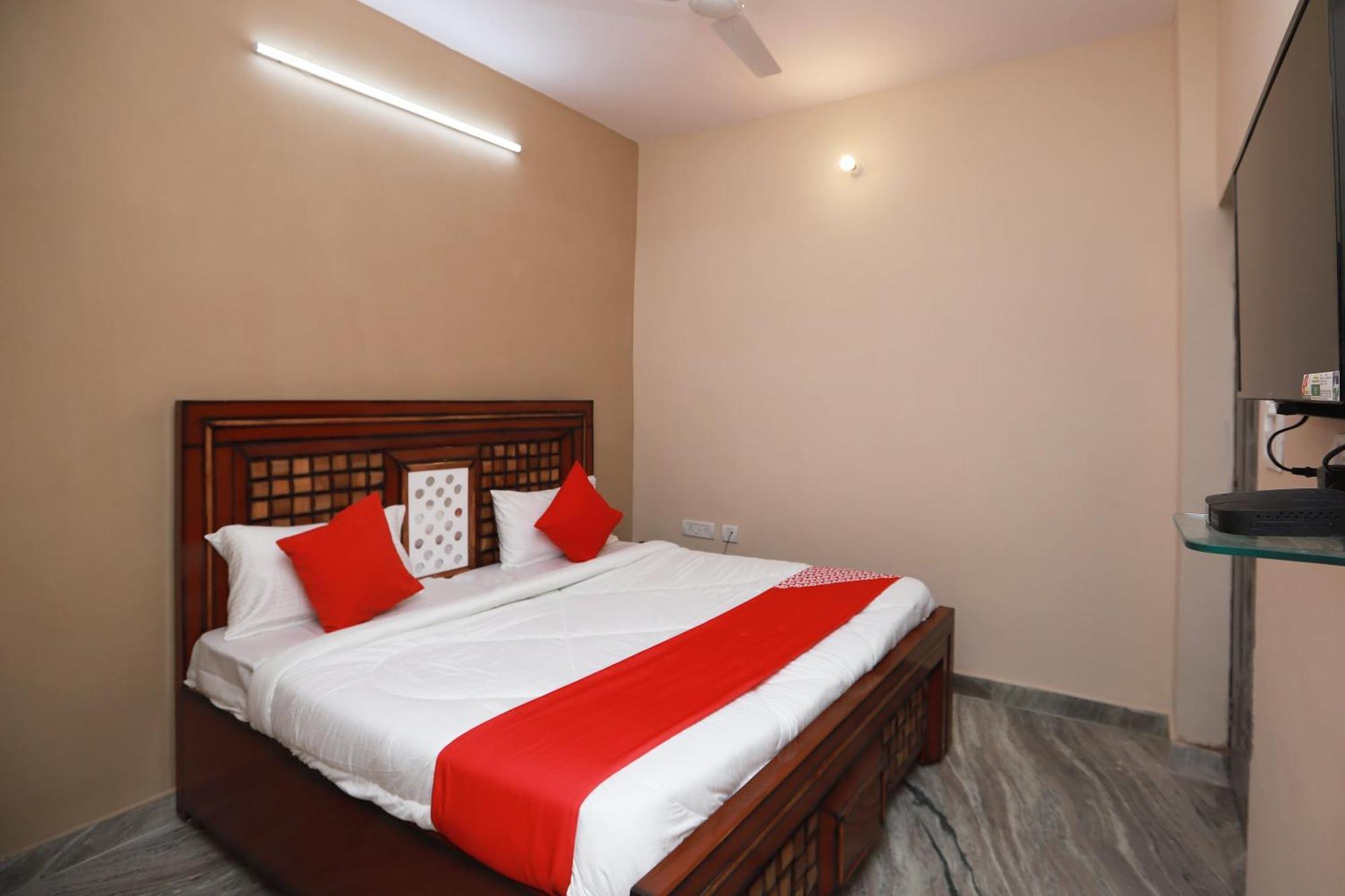 Hotel O Silverline Residency Faridabad Εξωτερικό φωτογραφία